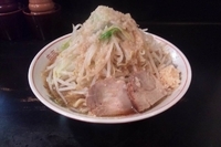 「ラーメン（ヤサイ増し、アブラ多め、ニンニク少な目、味濃いめ）」@らーめん大 東小金井店の写真