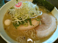 「あわせあじらーめん（800円）」@彩色ラーメン きんせい 高槻駅前店の写真