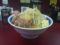 「味噌らーめん（小）豚入り  にんにく アブラ」@らーめん豚喜 川口店の写真