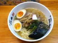 「塩ラーメン【690円】 煮玉子【100円】」@らーめん 桃源の写真