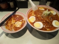 「蒙古卵麺+定食（ごはん+麻婆）￥1040」@蒙古タンメン 中本 亀戸店の写真