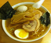 「スペシャルらあめん1030円+中盛り100円」@手打ちつけ麺 欣家の写真