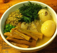 「白鶏らーめん（大） 760円+スペシャル380円+味玉（ランチサ」@鶏の穴の写真