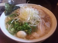 「味噌ラーメン（800円）+大盛り（学生サービス）」@彩色ラーメン きんせい 高槻駅前店の写真