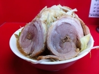 「ラーメン小+豚+全増し」@ドン-キタモトの写真