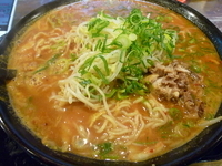 「辛味噌ラーメン(大盛り)」@にんにくラーメン 天洋 野田店の写真