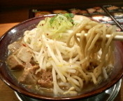 「骨太光麺780円+味玉（22時迄サービス）」@光麺 秋葉原店の写真