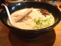 「白（かためん*1+バリカタ*1）」@博多 龍ノ髭の写真