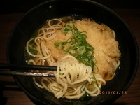 「天ぷらえきそば ￥300タイムサービス価格」@えきそば 姫路駅店の写真