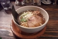 「正油そば」@秋刀魚中華そば 生粋の写真