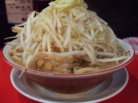 「ラーメン（大）+野菜マシ」@用心棒の写真