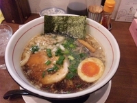 「大津駅駅前ブラック（730円）」@麺屋 レノンの写真