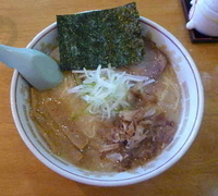 「とん塩らーめん」@味乃やまびこ侍の写真