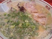 「大盛りラーメン+替え玉2+チャーハン」@090ラーメンけんのすけ 本店の写真