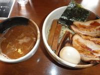 「味玉肉増しつけめん（あつもり） 1100円」@ゆいが 総本店の写真