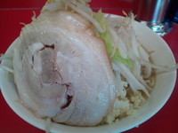 「ラーメン並（やさい、にんにく）」@ドン-キタモトの写真