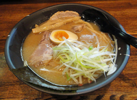 「重奏チャーシューメン(白湯)醤油900円」@麺処 一誠の写真