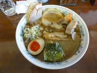 「中華そば650円+半肉150円+味玉100円」@次念序の写真