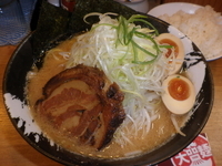 「味噌ラーメン（750円）大盛（100円）ランチサービスライス（0」@らーめん 味來 両国店の写真