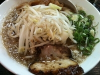 「鬼脂らーめん」@煮干しらーめん青樹 立川店の写真