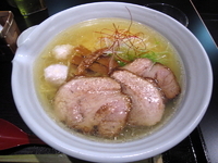 「銀笹塩ラーメン（大盛）+炙りチャーシュー」@麺処 銀笹の写真