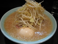 「ラーメン+玉子（ニンニク抜き・野菜）」@ラーメン 新橋店の写真