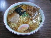 「らーめん+半チャーハン」@多万里食堂の写真