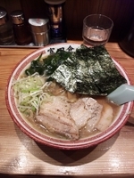 「特製中華そば（￥950）」@松戸中華そば 富田食堂の写真