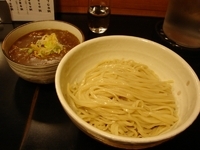 「牛すじカレーつけそば」@鶴麺 鶴見本店の写真