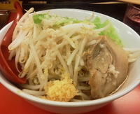 「ご朗 650円（野菜多め、ニンニク少し）」@麺厨房 豪快家 大森店の写真