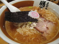 「勝丸 味噌ラーメン[700円]+[ライス150円]」@支那そば 勝丸 六本木ヒルズ店の写真