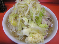 「ラーメン（650円）」@ラーメン二郎 神田神保町店の写真