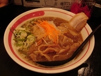 「まるとくラーメン 並」@新徳島拉麺 まる徳ラーメン 白鷺本店の写真