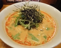 「四川風白ごまの担々麺 【800円】」@麺や つねじの写真