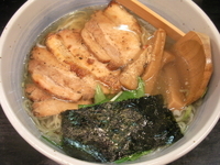 「塩 肉のせ麺」@濱塩らぁめん 白虎の写真