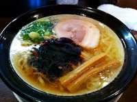 「なにわブラック 太麺 大盛」@金久右衛門 本店の写真