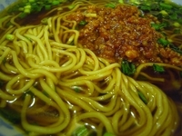 「辛肉ラーメン[細麺]（690円）」@肉支那蕎麦 喜元門 柏店の写真