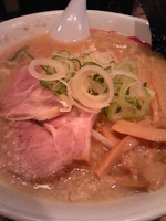 「ラーメン￥720+大盛￥100」@野方ホープ 目黒店の写真