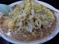 「小ラーメン（ヤサイニンニク）」@ラーメン二郎 鶴見店の写真