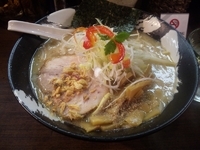 「札幌白味噌らーめん（濃厚豚骨）￥700」@北海豚骨麺屋 銀鈴の写真