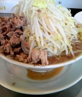 「らーめん+刻み豚」@らーめん大 汐留店の写真