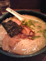 「ラーメン￥680」@久留米らーめん 鐵釜 横浜支店の写真