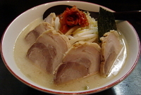 「チャーシューラーメン + もやし」@百歩ラーメン 北浦和店の写真