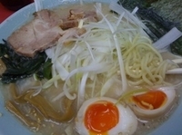 「特製塩ラーメン（太麺） 580円」@ラーメンショップ 牛久結束店の写真