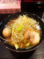 「豪麺」@ゴル麺。 横浜2号店の写真