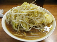 「ラーメン（小）」@マキシマムザラーメン 初代 極の写真