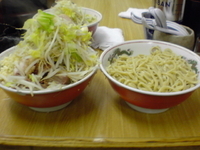 「小つけ麺（ニンニクヤサイアブラ）」@ラーメン二郎 新小金井街道店の写真