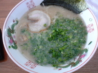 「久留米ラーメン550円+ネギ100円」@元祖とんこつ 久留米ラーメン 山亭の写真