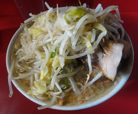 「ぶたダブルラーメン（全マシ）800円」@ラーメン二郎 三田本店の写真