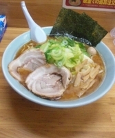 「カツオ豚骨醤油ラーメン（大）キャベツトッピング（850+100）」@壱寅家 新松戸店の写真